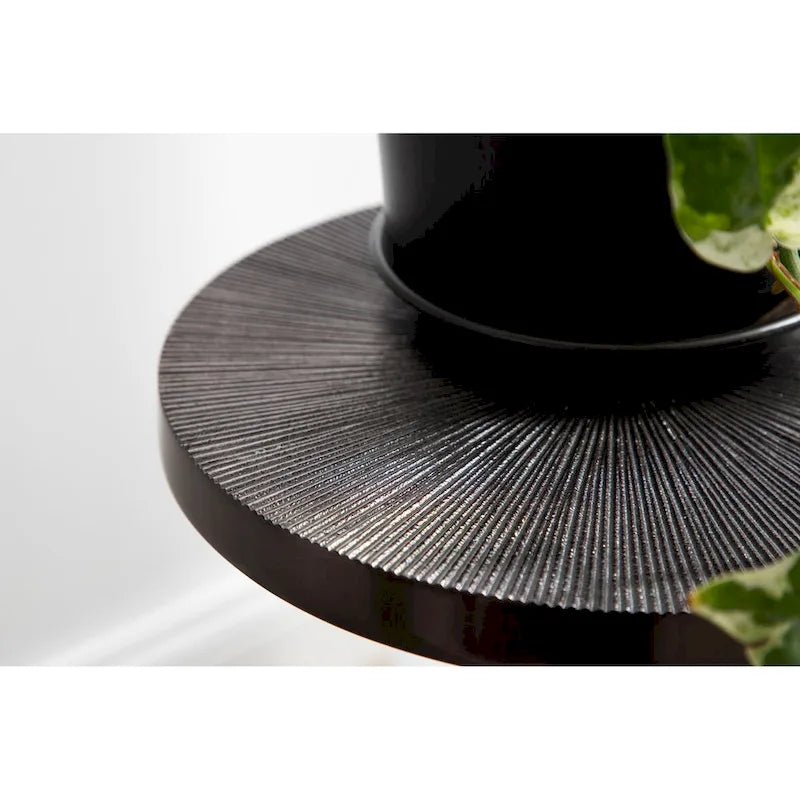 Table en métal et porte-plante